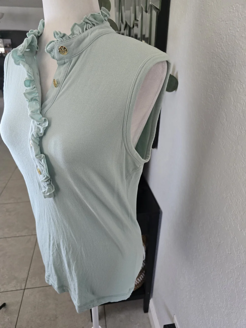 Tory Burch White Sleeveless Ruffle-Neck Button Placket Camisole